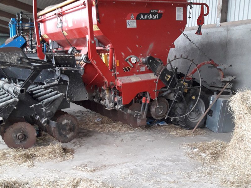 Direktsaatmaschine del tipo Junkkari Maestro  3000, Gebrauchtmaschine In Wurster Nordseeküste (Immagine 1)