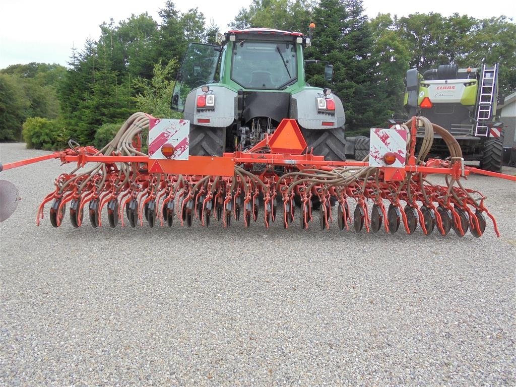 Direktsaatmaschine del tipo Kuhn 6m MODULINER ML2800 Skiveskærsbom 6 mtr, Gebrauchtmaschine en Vojens (Imagen 3)