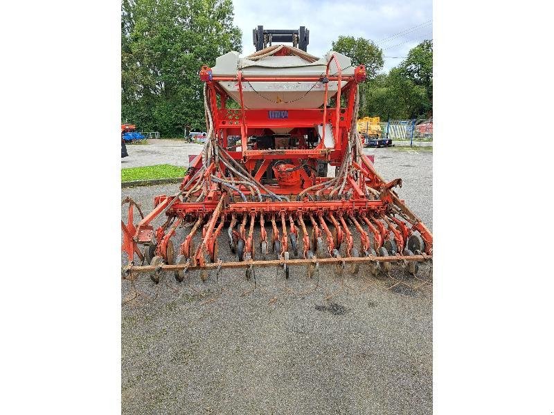 Direktsaatmaschine van het type Kuhn COMBINE SEMIS, Gebrauchtmaschine in PLUMELEC (Foto 4)