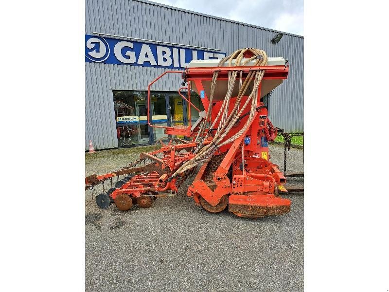 Direktsaatmaschine van het type Kuhn COMBINE SEMIS, Gebrauchtmaschine in PLUMELEC (Foto 2)