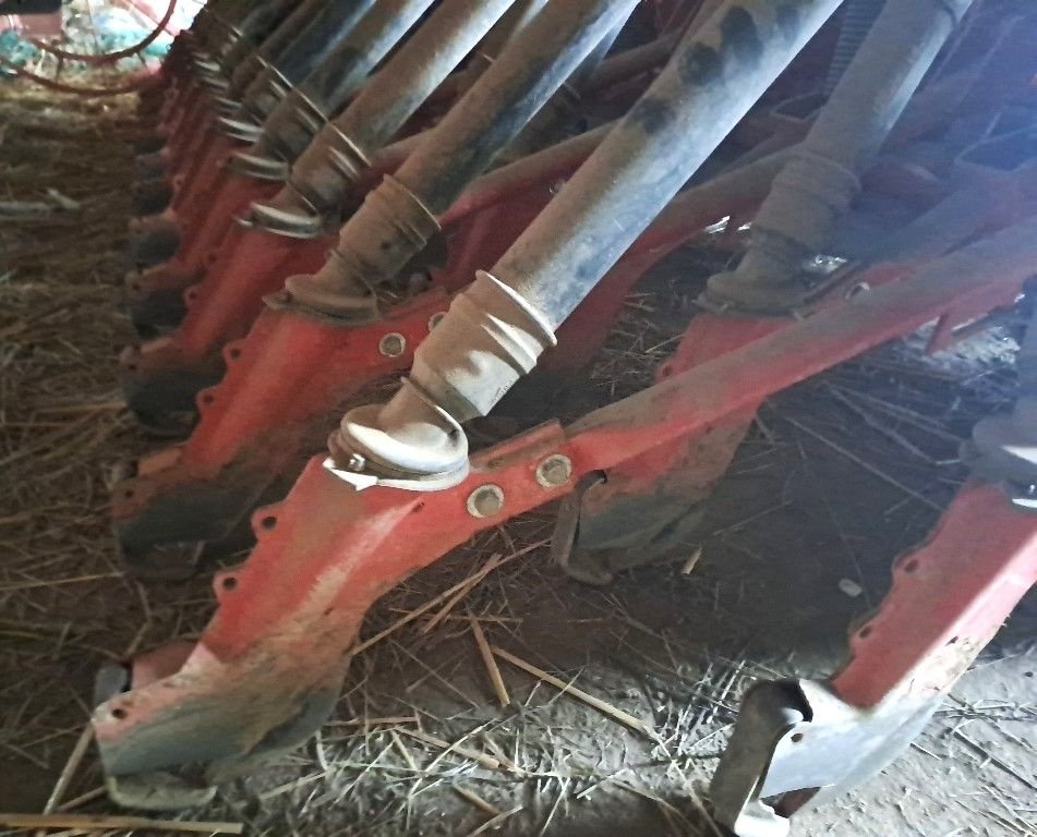 Direktsaatmaschine tip Kuhn integra 3003, Gebrauchtmaschine in CHEMAUDIN ET VAUX (Poză 5)