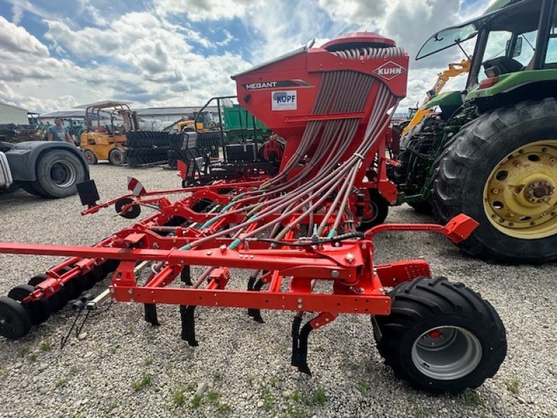 Direktsaatmaschine del tipo Kuhn Megant 602R/40  6m 15 cm 240 Hektar, Gebrauchtmaschine en Schutterzell (Imagen 11)