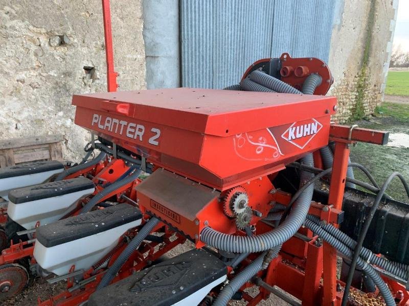 Direktsaatmaschine du type Kuhn PLANTER II, Gebrauchtmaschine en SAINT-GERMAIN DU PUY (Photo 5)