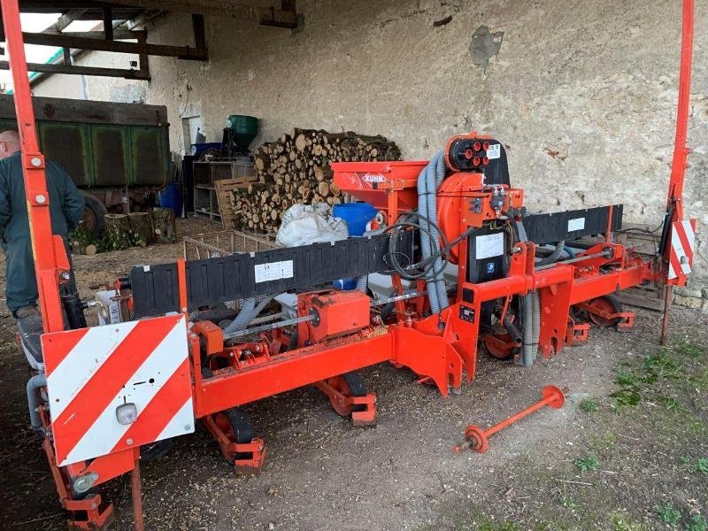 Direktsaatmaschine Türe ait Kuhn PLANTER II, Gebrauchtmaschine içinde SAINT-GERMAIN DU PUY (resim 2)