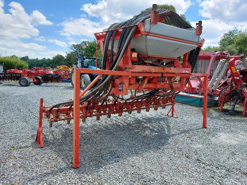 Direktsaatmaschine del tipo Kuhn TI 401, Gebrauchtmaschine en CHATEAUBRIANT CEDEX (Imagen 4)