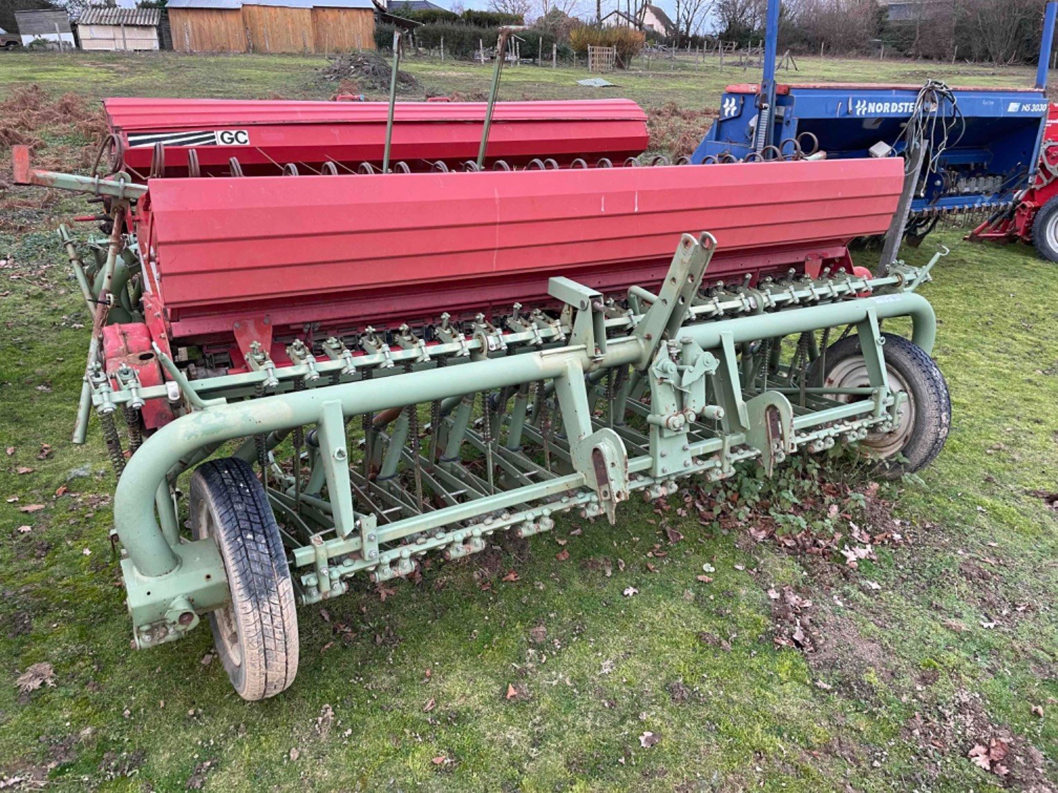 Direktsaatmaschine van het type Nodet Semoir à grains NODET Nodet, Gebrauchtmaschine in LA SOUTERRAINE (Foto 1)