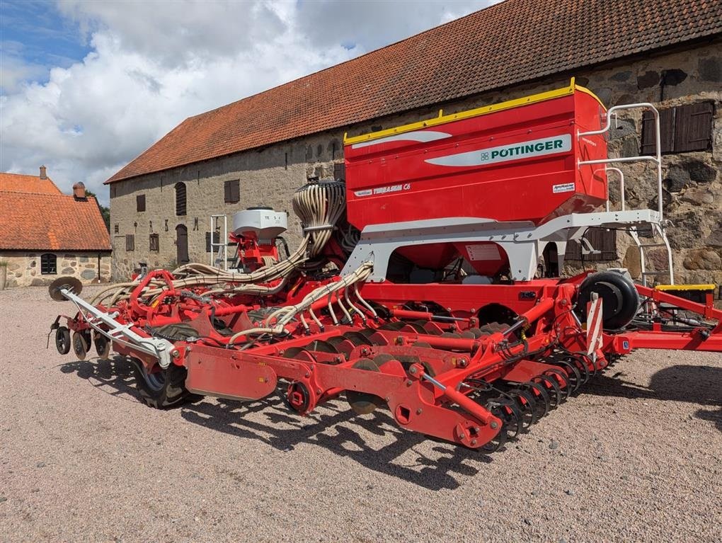 Direktsaatmaschine des Typs Pöttinger Terrasem C6 Fertilizer Kun 2750 ha, med overbygning + kørsel efter tildelingskort, Gebrauchtmaschine in Sabro (Bild 3)