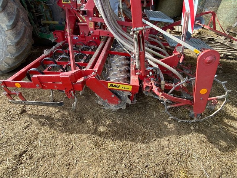 Direktsaatmaschine van het type Rau COMBINE, Gebrauchtmaschine in LE PONT CHRETIEN (Foto 6)