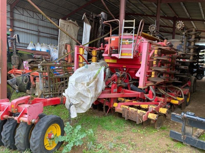 Direktsaatmaschine tip Väderstad RAPID500AS, Gebrauchtmaschine in CHAUMONT (Poză 1)