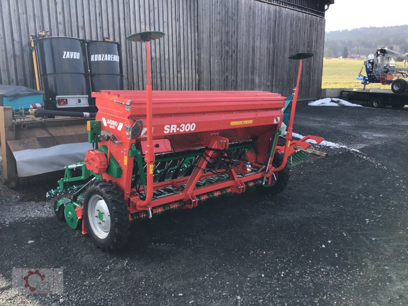 Drillmaschine des Typs Agro-Masz SR 300 Sämaschine elektrische Fahrgassenschaltung, Neumaschine in Tiefenbach