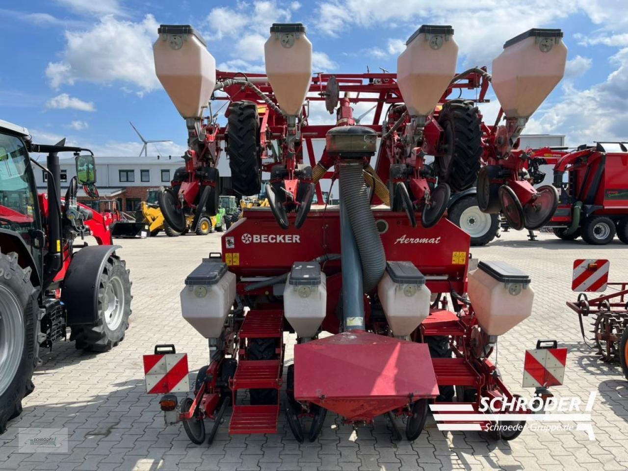 Drillmaschine van het type Becker HKP 8 Z GDTE, Gebrauchtmaschine in Wildeshausen (Foto 2)