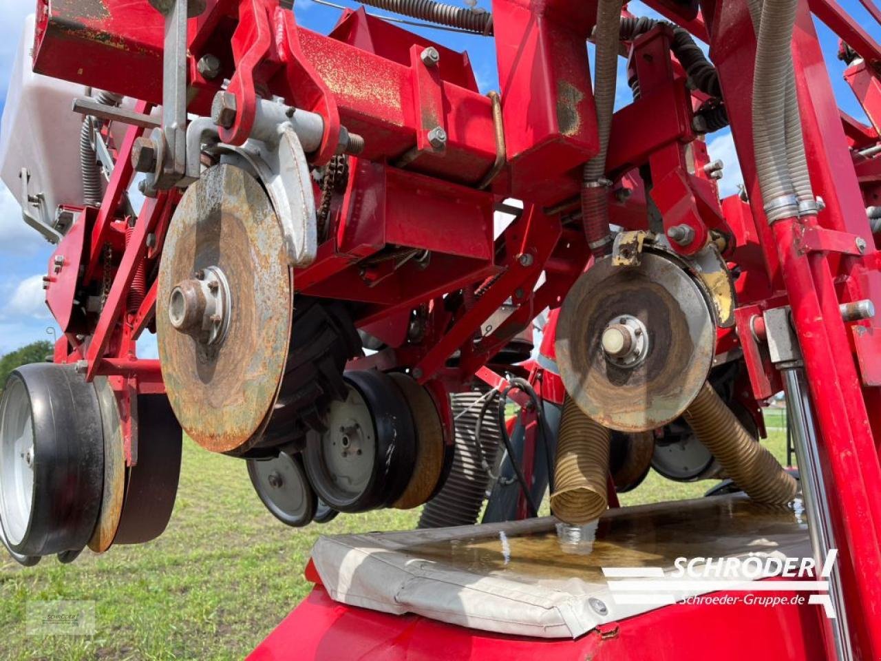 Drillmaschine van het type Becker HKP 8 Z GDTE, Gebrauchtmaschine in Wildeshausen (Foto 13)