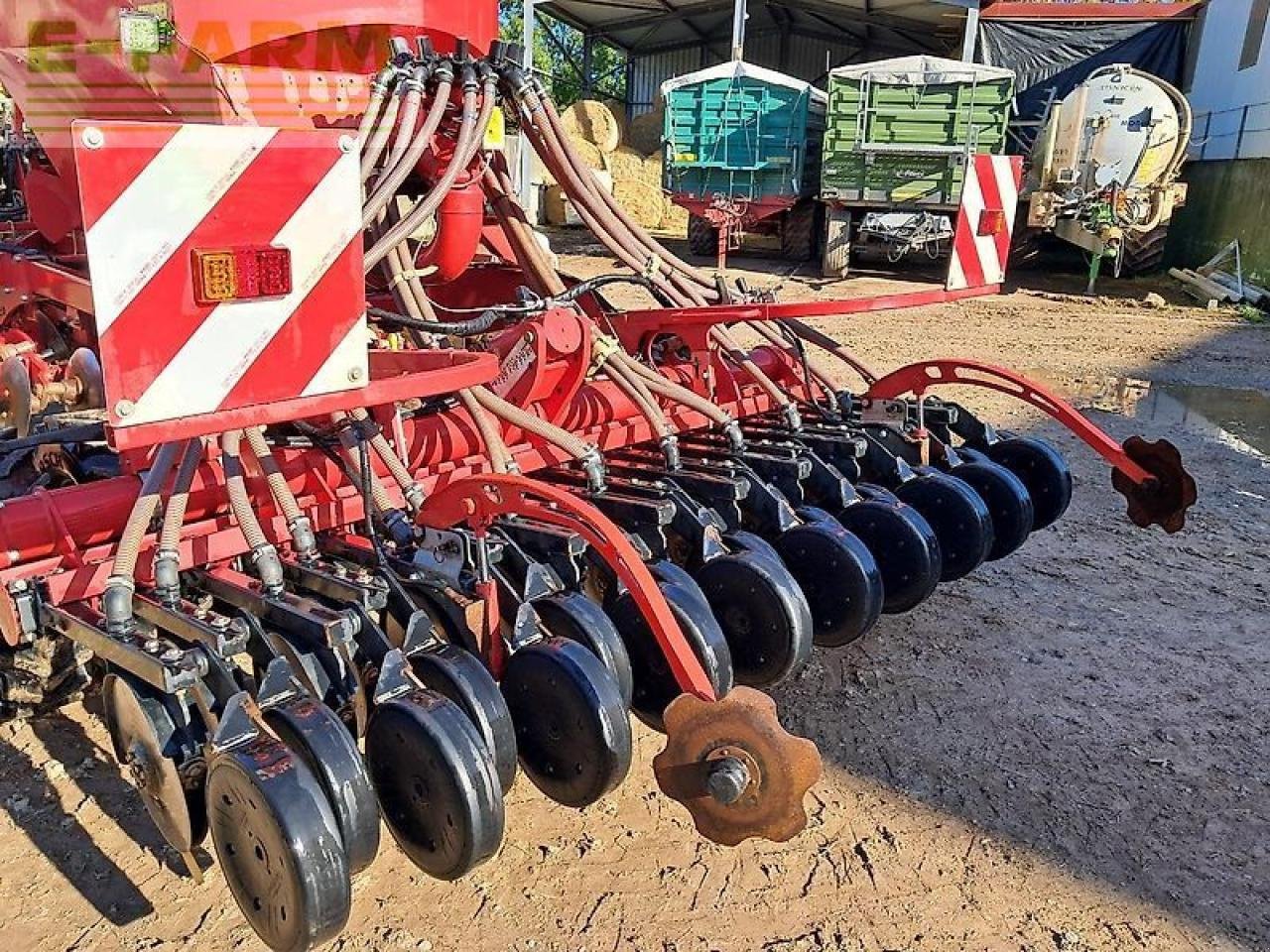 Drillmaschine des Typs Horsch pronto 3dc nur 2200ha, vorauflaufmarkierung, frontpacker, Gebrauchtmaschine in WALDKAPPEL-BISCHHAUSEN (Bild 2)