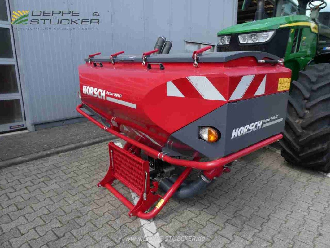 Drillmaschine του τύπου Horsch Taro 6 SL mit Fronttank Partner 1600FT, Gebrauchtmaschine σε Lauterberg/Barbis (Φωτογραφία 2)