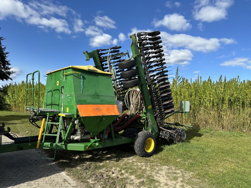 Drillmaschine des Typs John Deere 740A, Gebrauchtmaschine in Hötzum (Bild 1)