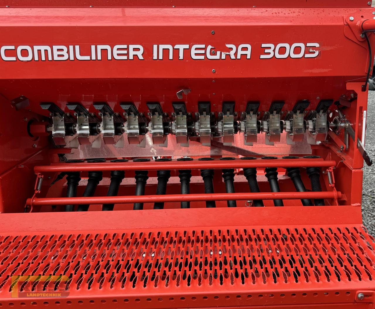 Drillmaschine Türe ait Kuhn INTEGRA 3003  + EL 162-300 Zinkenrotor, Gebrauchtmaschine içinde Homberg/Ohm - Maulbach (resim 17)