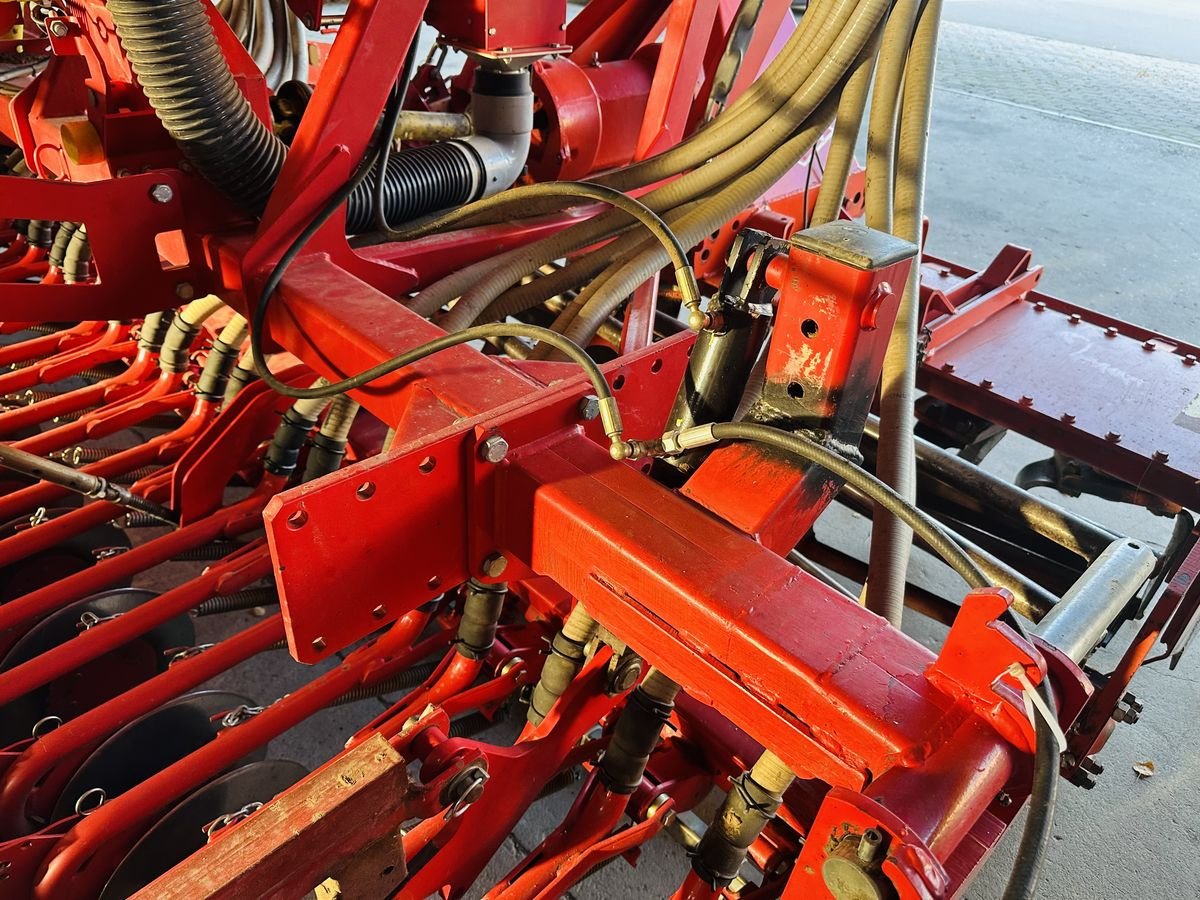 Drillmaschine del tipo Kuhn Kreiselegge mit Lely Sämaschine, Gebrauchtmaschine In Hohenruppersdorf (Immagine 19)