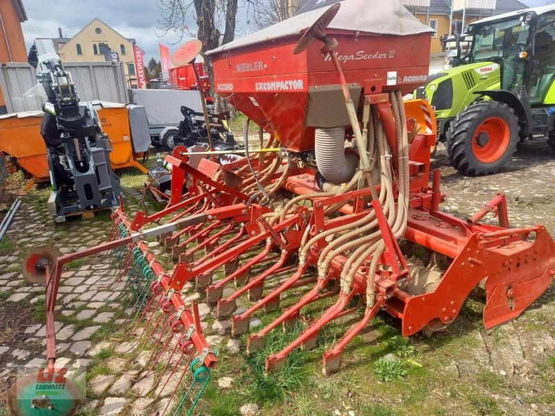 Drillmaschine des Typs Kverneland GEBR. KVERNELAND MEGA SEEDER 2, Gebrauchtmaschine in Rositz (Bild 4)