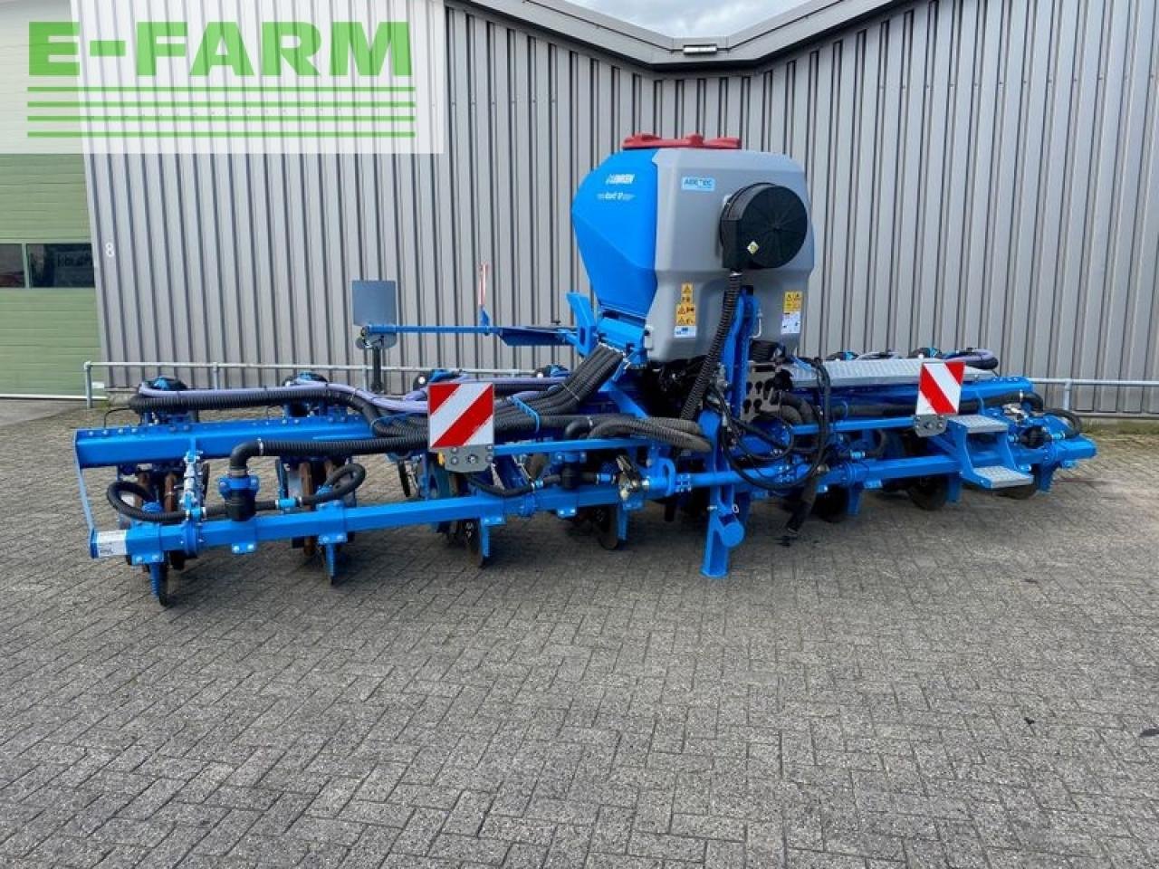 Drillmaschine del tipo Lemken azurit 10 k 8 + solitair 23 fronttank demo, Gebrauchtmaschine en gg VEGHEL (Imagen 1)