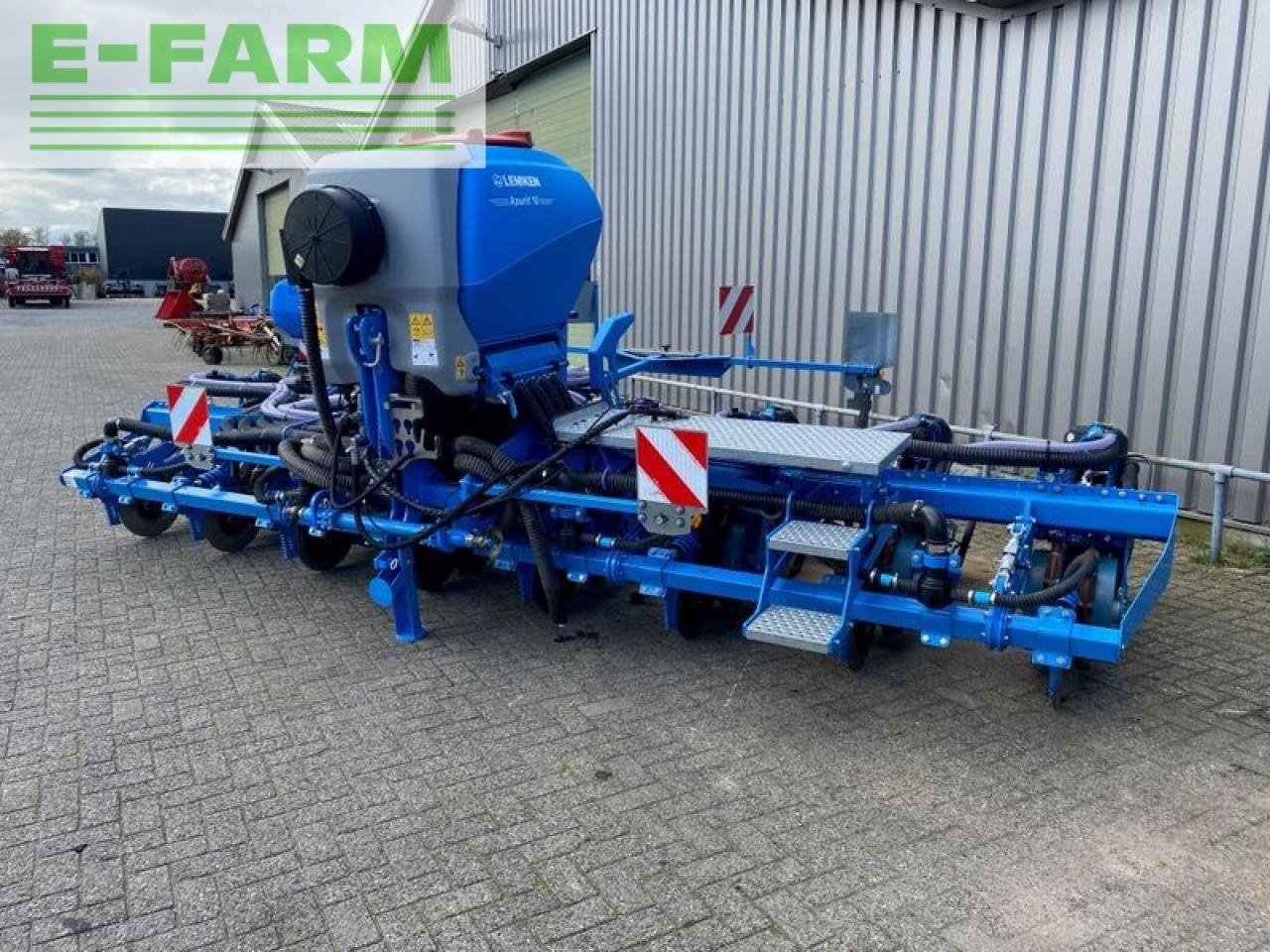 Drillmaschine van het type Lemken azurit 10 k 8 + solitair 23 fronttank demo, Gebrauchtmaschine in gg VEGHEL (Foto 7)