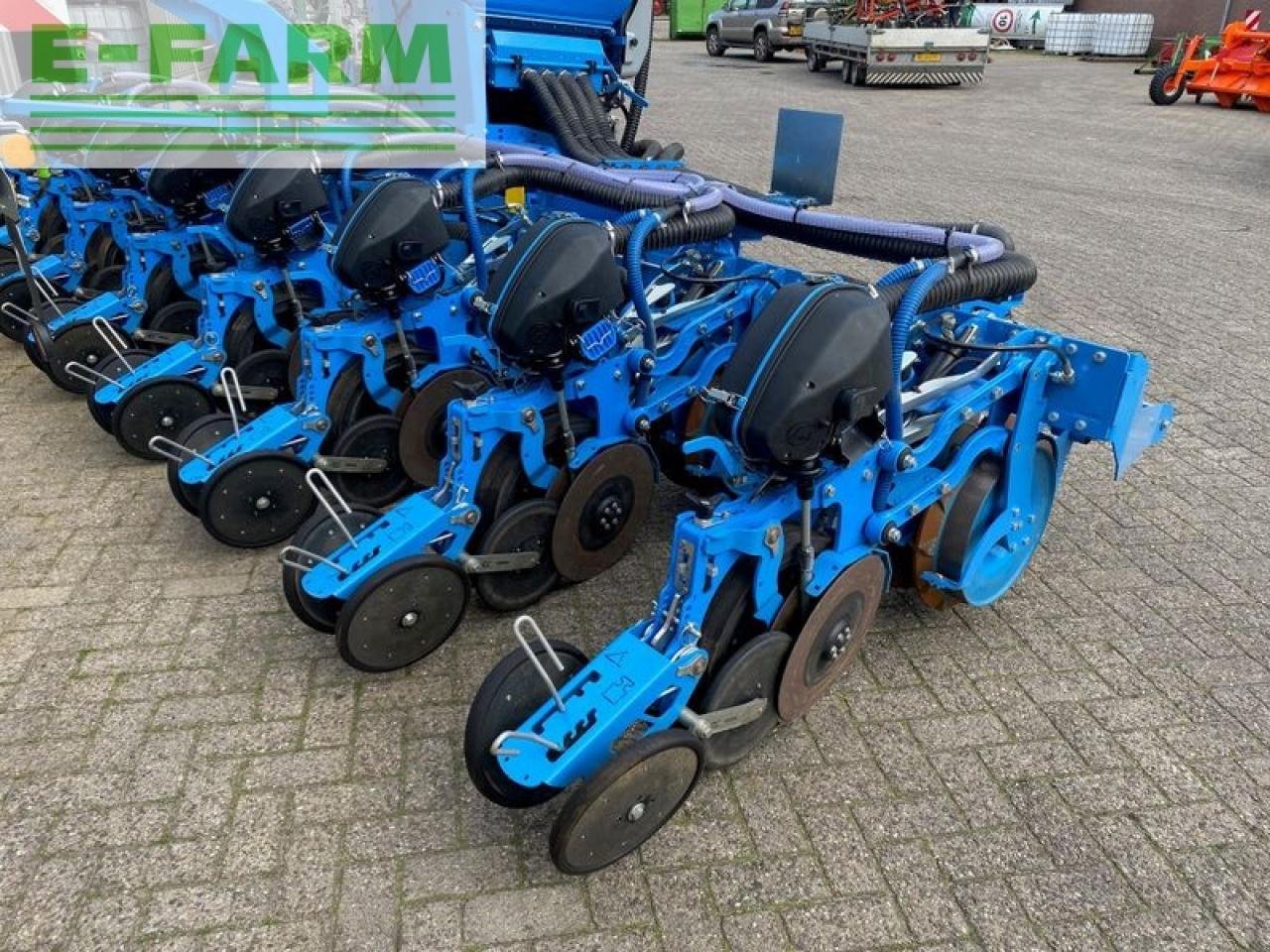 Drillmaschine typu Lemken azurit 10 k 8 + solitair 23 fronttank demo, Gebrauchtmaschine w gg VEGHEL (Zdjęcie 24)