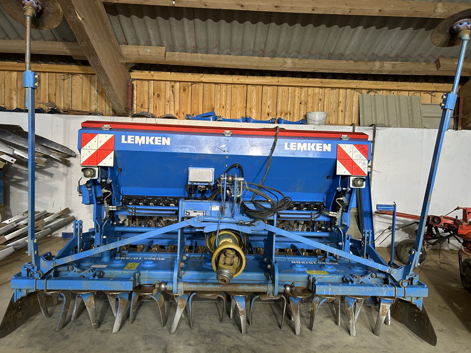 Drillmaschine del tipo Lemken Zirkon 10/300 + Saphir 7/300, Gebrauchtmaschine In Steinsfeld (Immagine 2)