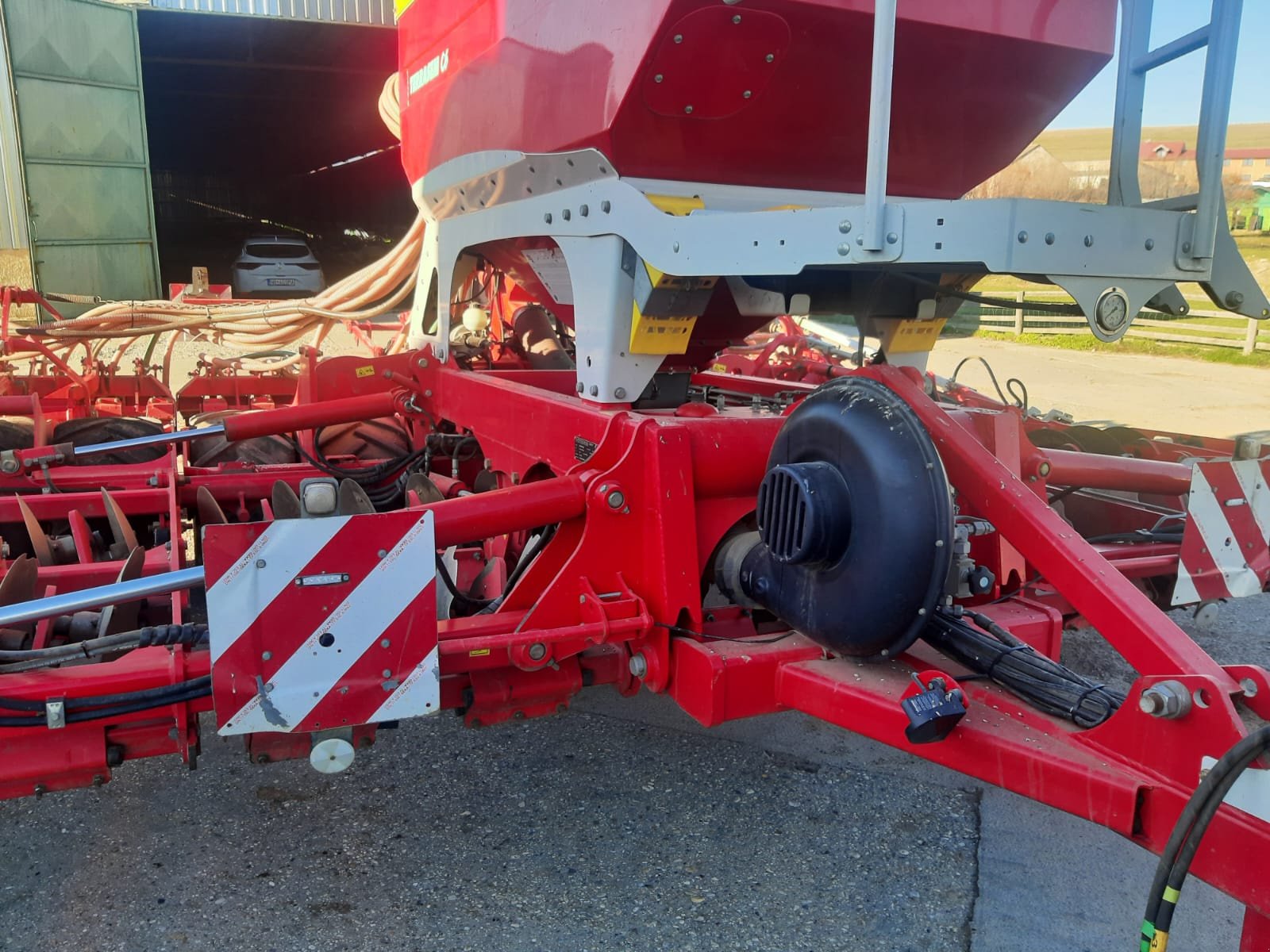 Drillmaschine des Typs Pöttinger Terrasem C6, Gebrauchtmaschine in Vrbov (Bild 5)