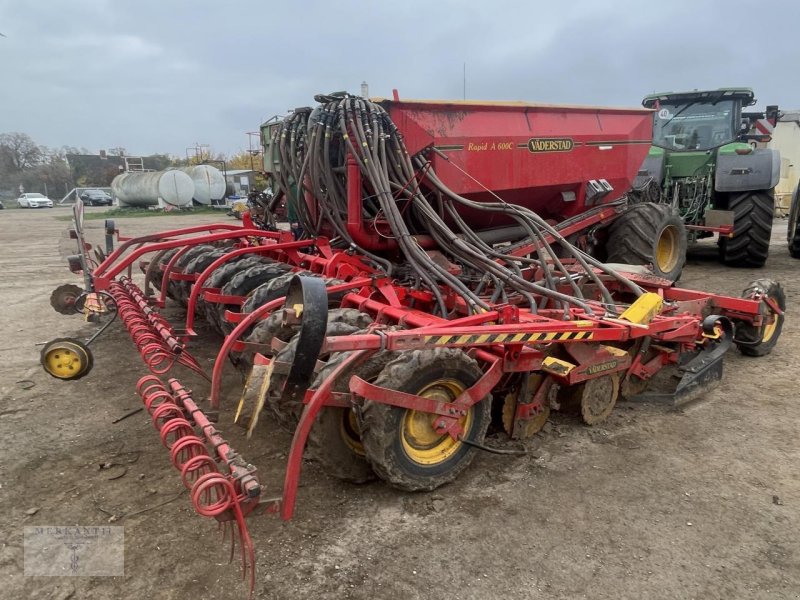 Drillmaschine typu Väderstad Rapid A 600 C   UF Düngung, Gebrauchtmaschine v Pragsdorf