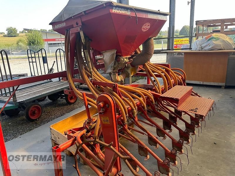 Drillmaschinenkombination des Typs Accord DA SÄCOMPACTOR 3 mtr., Gebrauchtmaschine in Rohr (Bild 1)