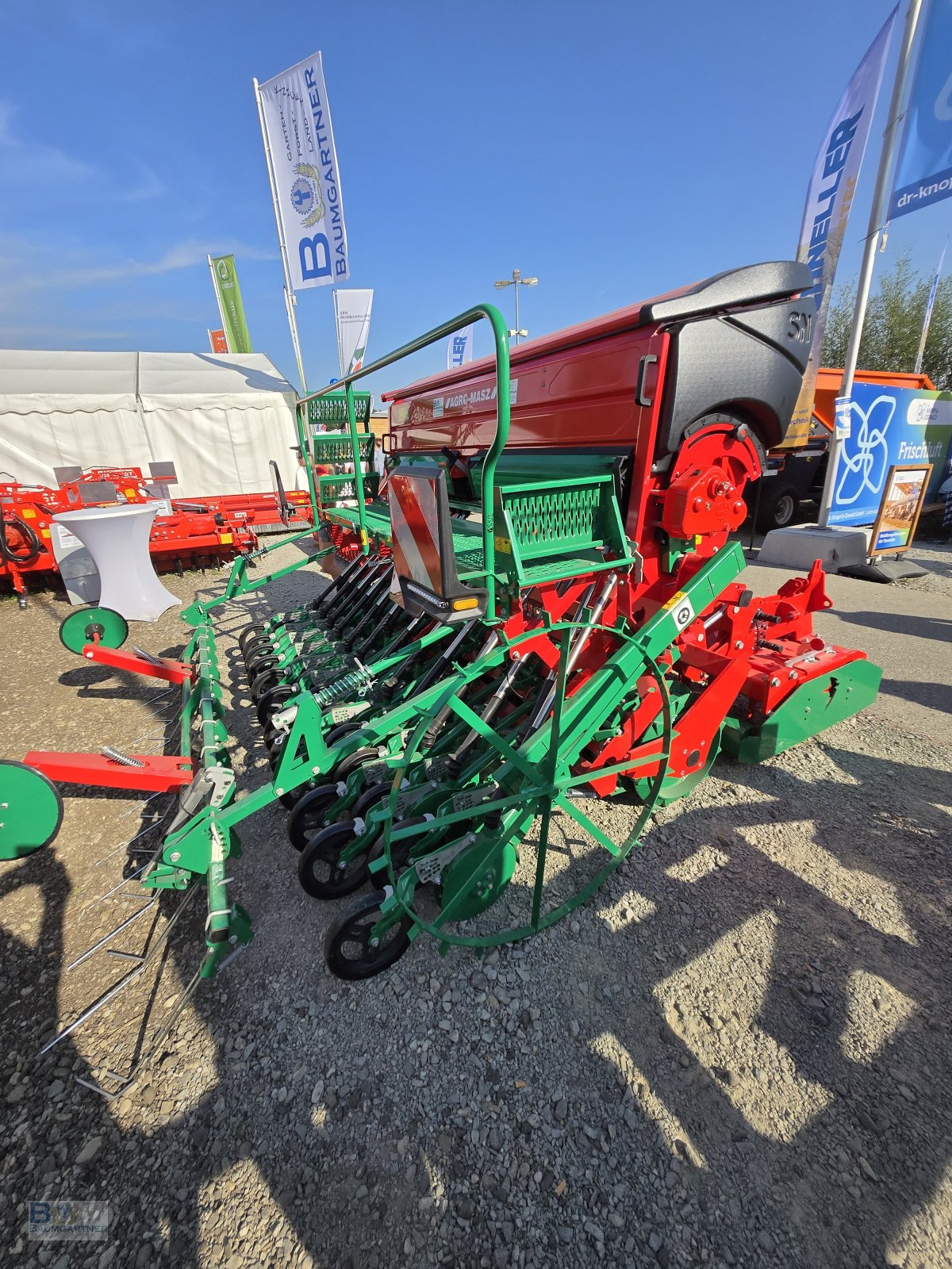 Drillmaschinenkombination des Typs Agro-Masz Säkombination Kreiselegge ANA 30 + Sämaschine SN 301 Doppelscheibenschare, Neumaschine in Frontenhausen (Bild 3)