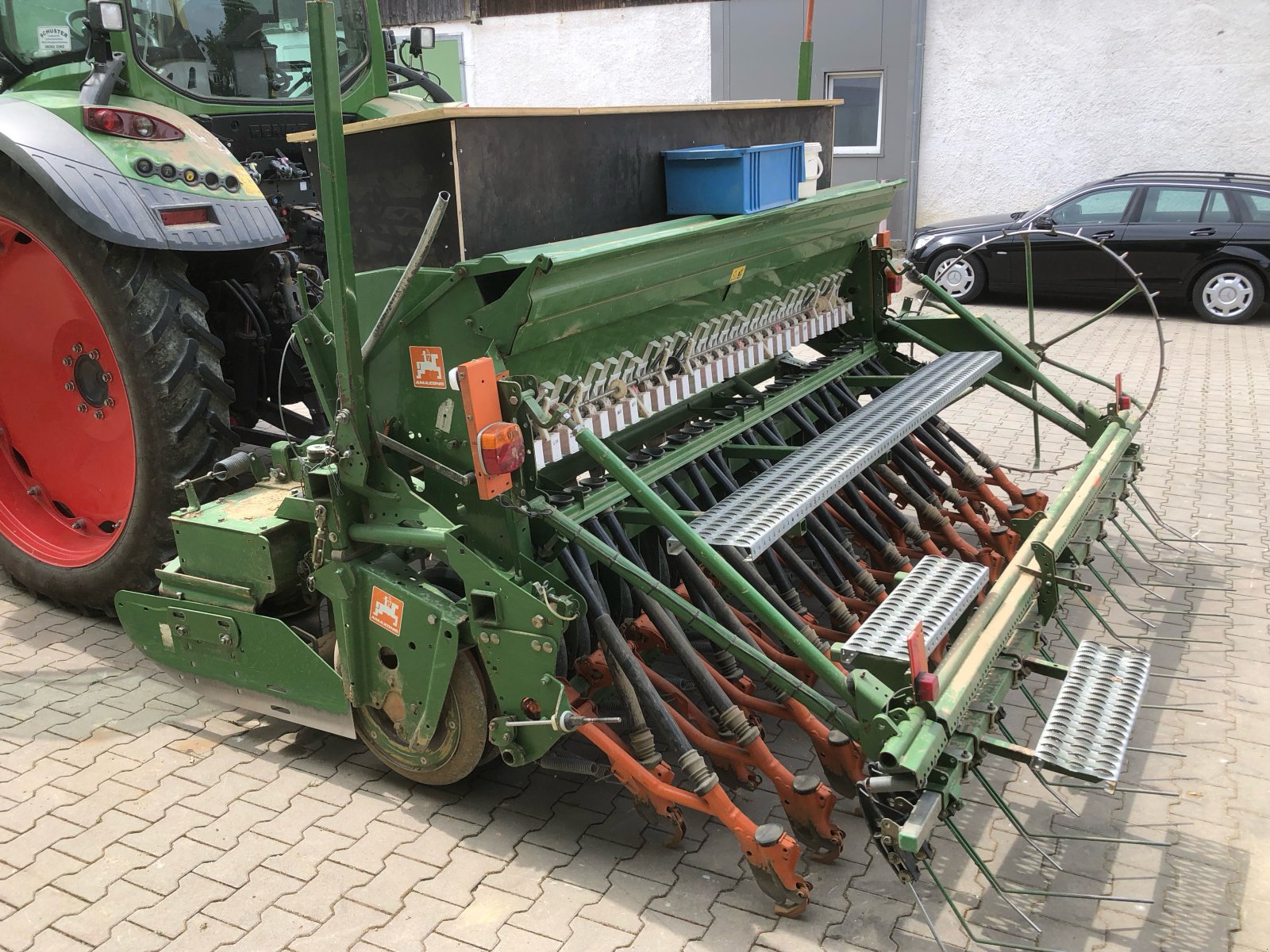 Drillmaschinenkombination typu Amazone AD 303 + KG 3000, Gebrauchtmaschine v Rischgau (Obrázek 4)