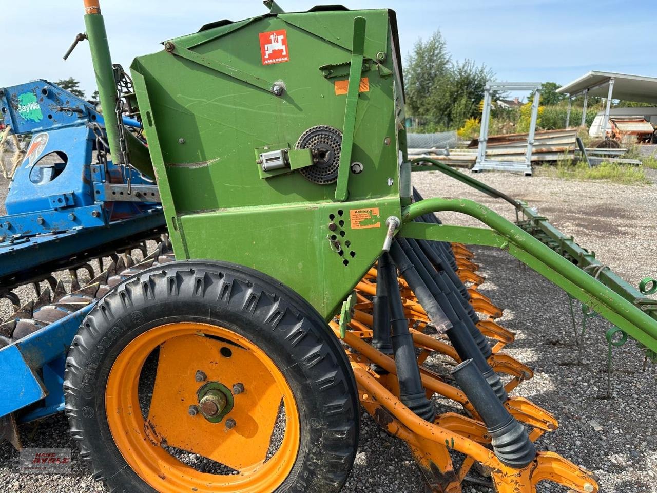 Drillmaschinenkombination del tipo Amazone Amazone D7 3M mit Rabe MKE 300, Gebrauchtmaschine en Steinheim (Imagen 10)