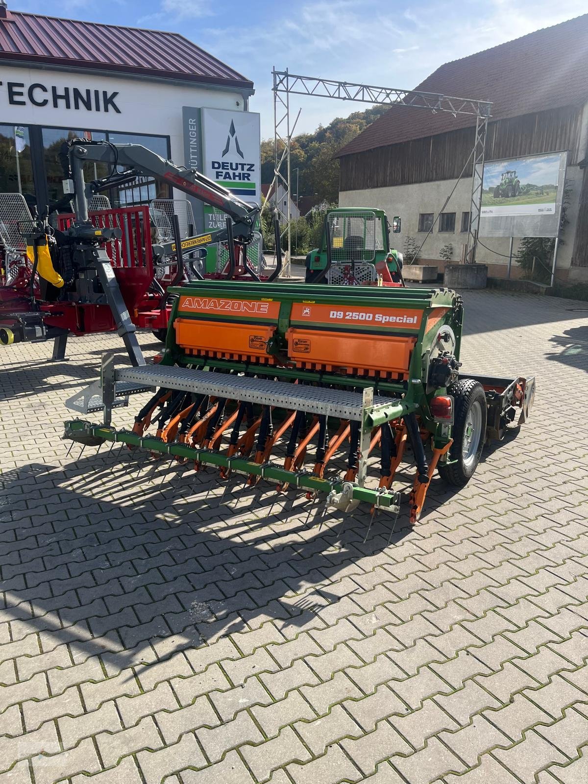 Drillmaschinenkombination Türe ait Amazone D9 2500 Special, Gebrauchtmaschine içinde Treuchtlingen (resim 3)