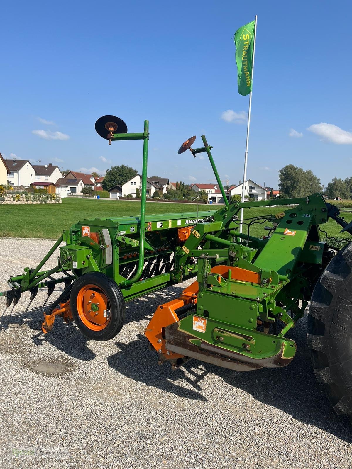 Drillmaschinenkombination des Typs Amazone KE 302+D8/300 (Kreiselegge/Sämaschiene) auch einzeln, Preise siehe Seite 2, Gebrauchtmaschine in Nördlingen (Bild 9)