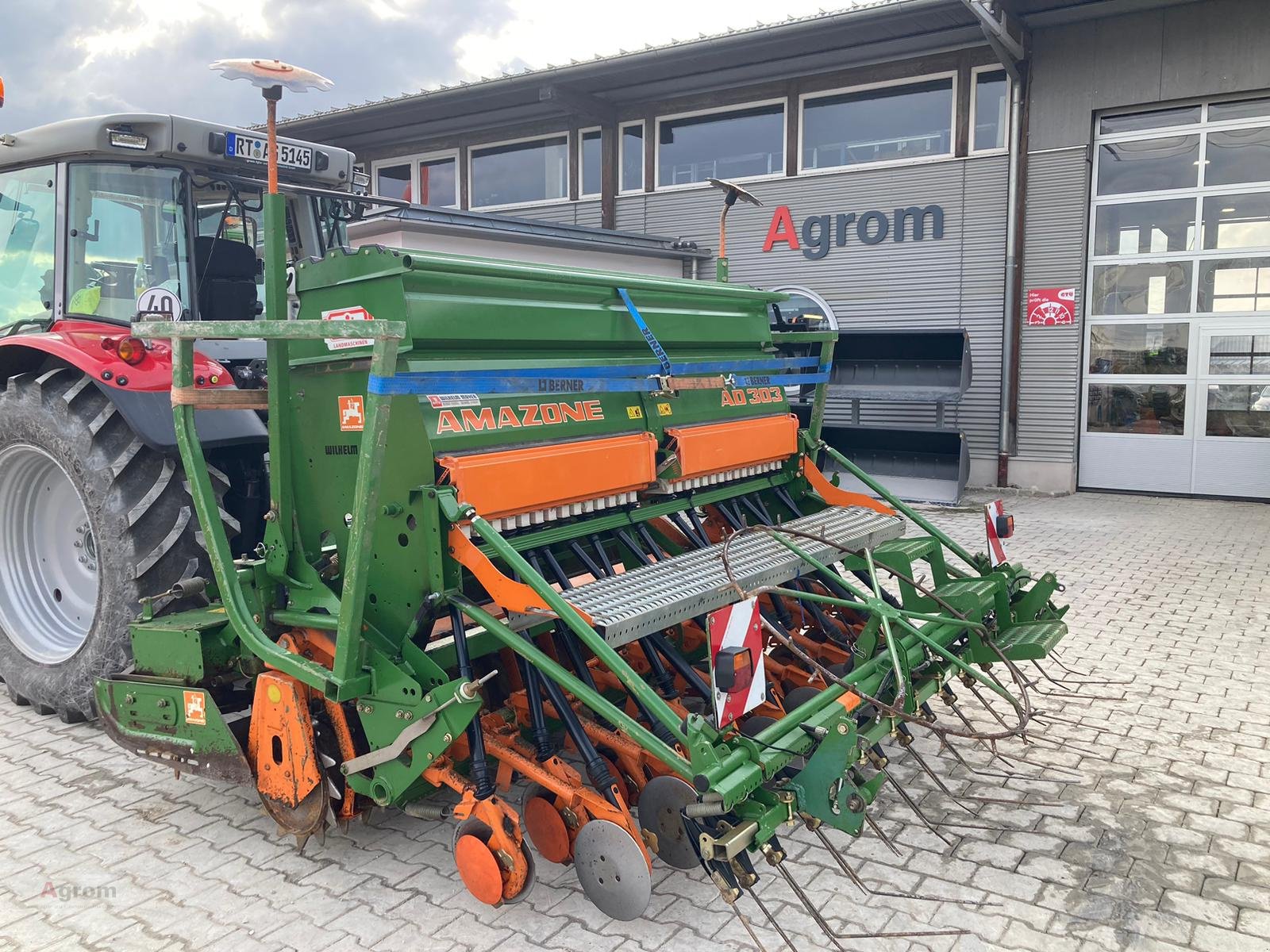 Drillmaschinenkombination tipa Amazone KG 303 + AD 303 Super, Gebrauchtmaschine u Münsingen (Slika 3)