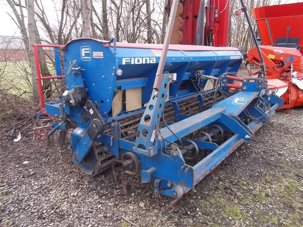 Drillmaschinenkombination Türe ait Fiona Seedcom XR 4 meter Frøsåkasse, Gebrauchtmaschine içinde Roslev (resim 1)