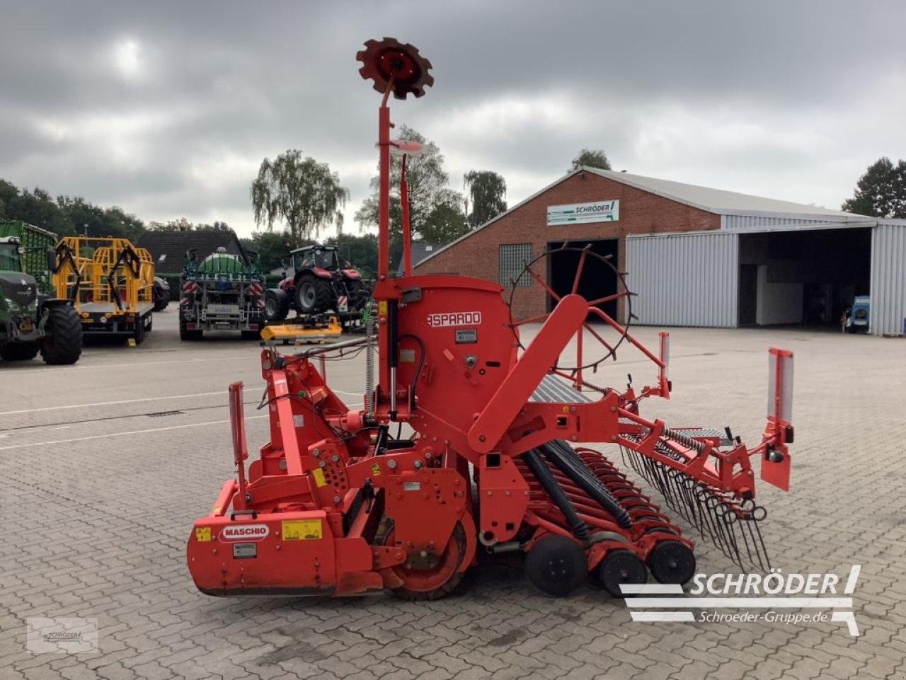 Drillmaschinenkombination van het type Gaspardo DAMA 300 24 ROWS/DOMINATOR 3000, Gebrauchtmaschine in Völkersen (Foto 4)