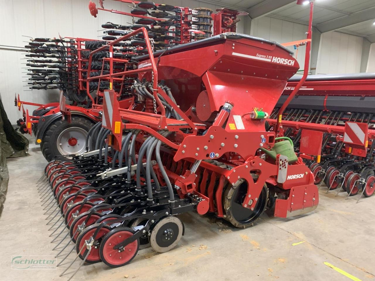 Drillmaschinenkombination of the type Horsch Express 3 KR VF-Maschine, Neumaschine in Idstein-Wörsdorf (Picture 2)