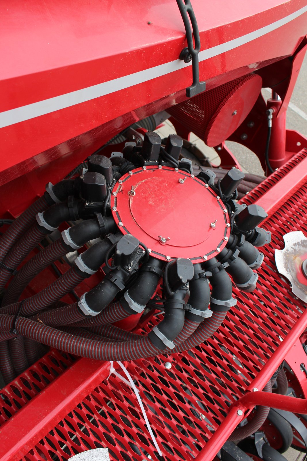 Drillmaschinenkombination of the type Horsch Express 3 KR, Gebrauchtmaschine in Walddorfhäslach (Picture 8)