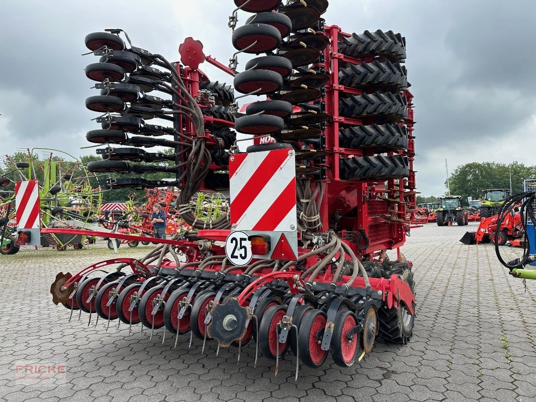 Drillmaschinenkombination des Typs Horsch Pronto 6 DC   --Nur 2768 Hektar--, Gebrauchtmaschine in Bockel - Gyhum (Bild 13)