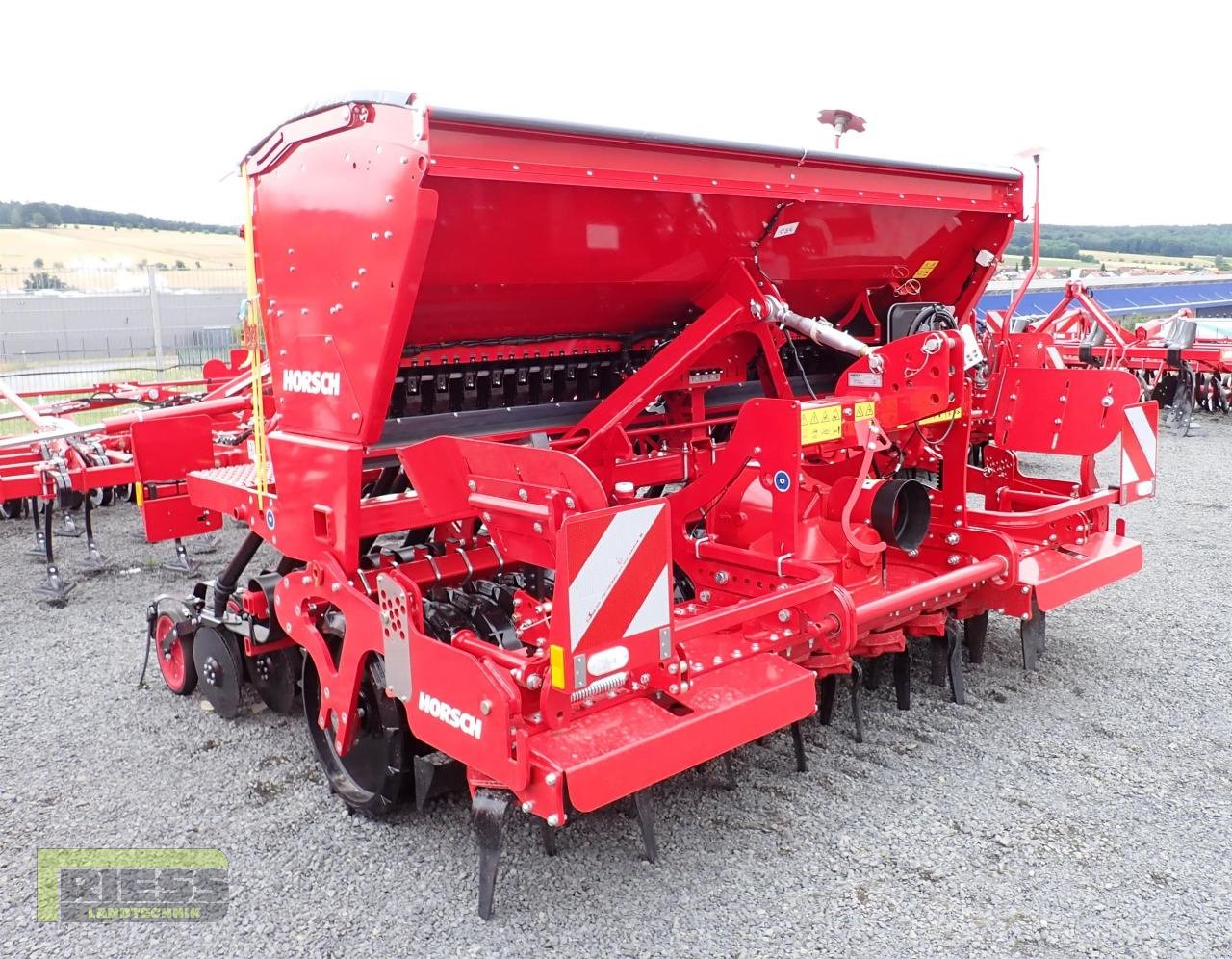 Drillmaschinenkombination от тип Horsch VERSA 3 KR 24 DD, Neumaschine в Homberg (Ohm) - Maulbach (Снимка 2)