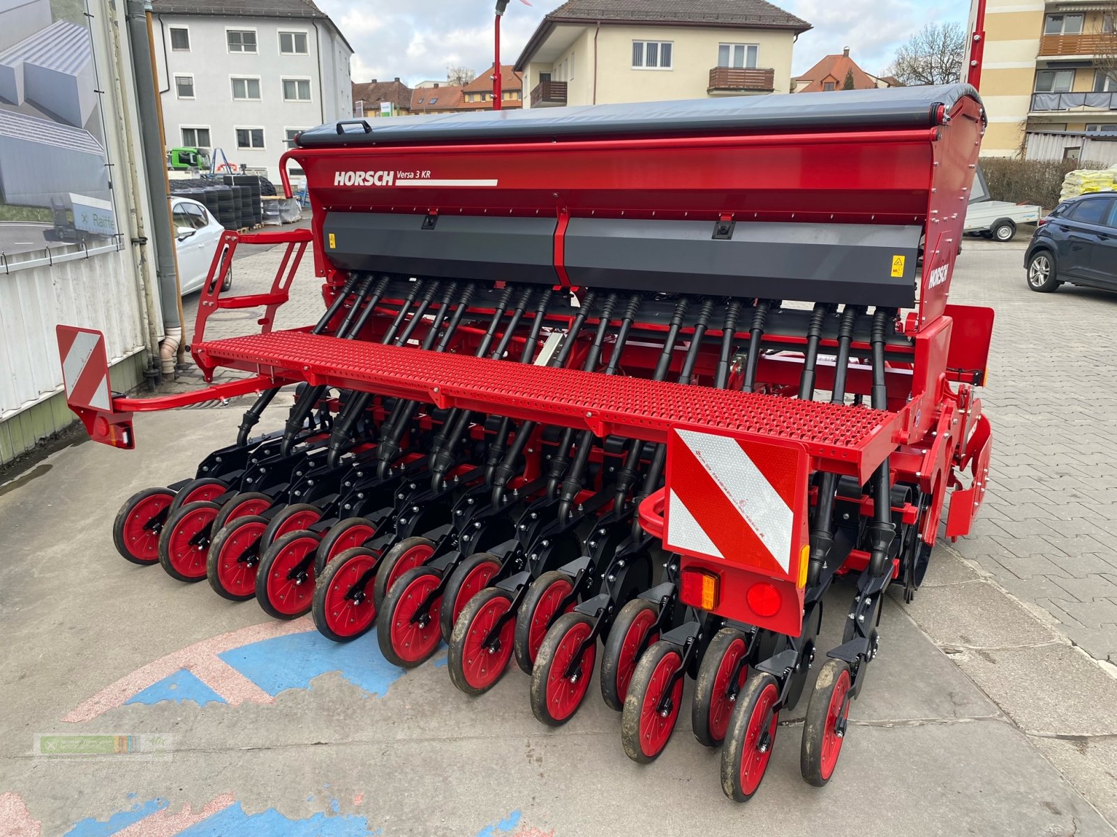 Drillmaschinenkombination of the type Horsch Versa 3 KR, Neumaschine in Tirschenreuth (Picture 1)