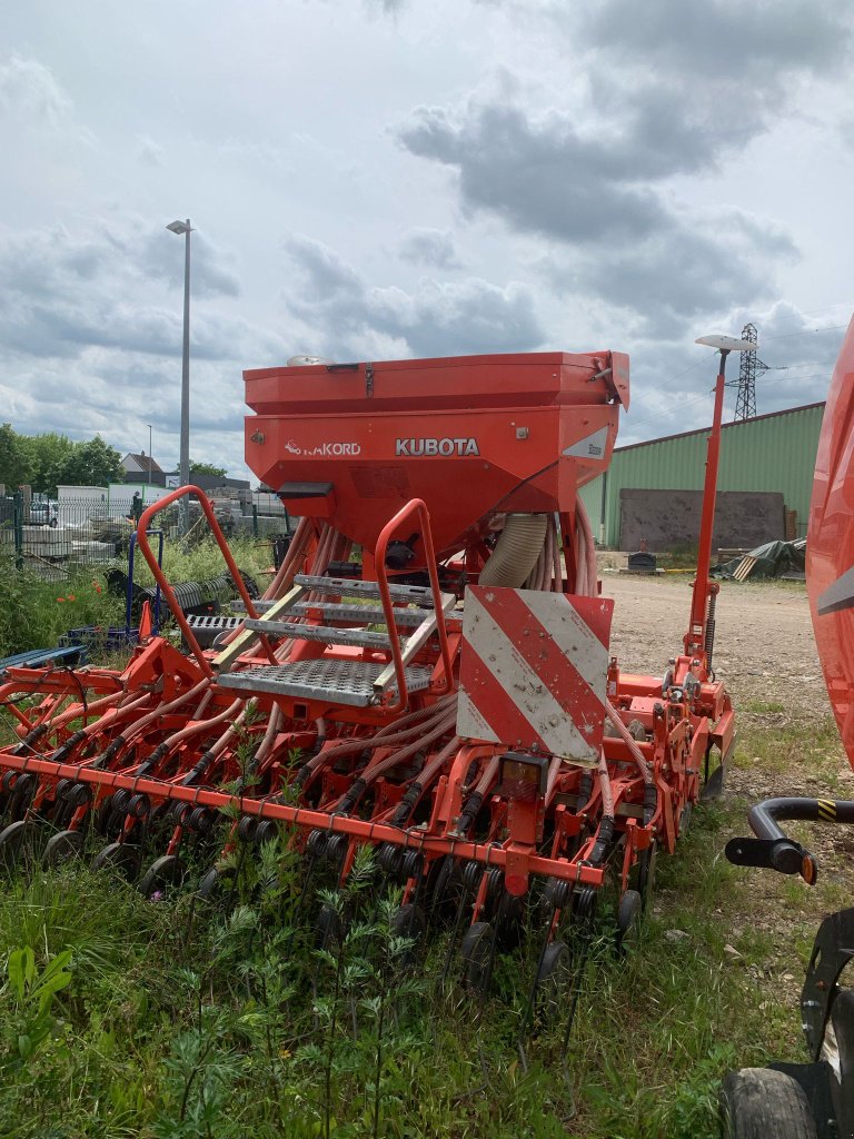 Drillmaschinenkombination tipa Kubota DISQUES, Gebrauchtmaschine u Varennes le Grand (Slika 4)