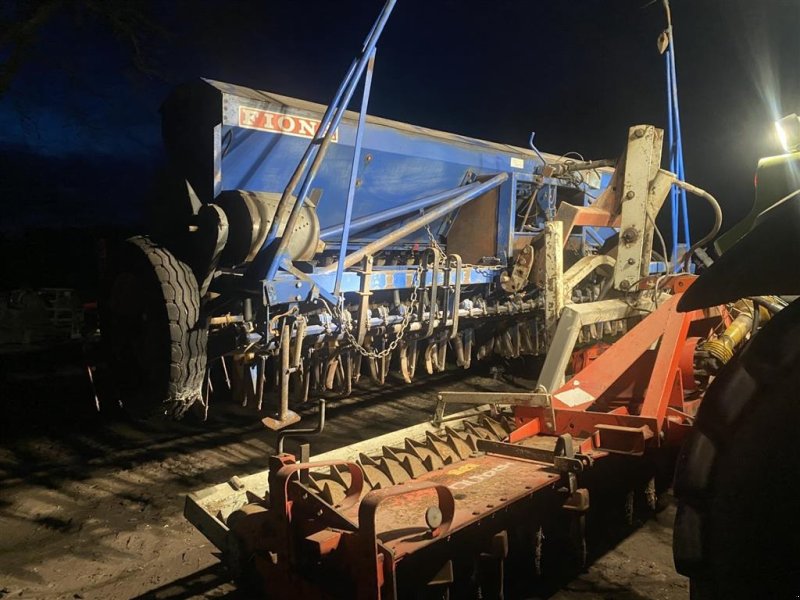 Drillmaschinenkombination tip Kuhn 4 m kuhn med Fiona såmaskine, Gebrauchtmaschine in øster ulslev (Poză 1)