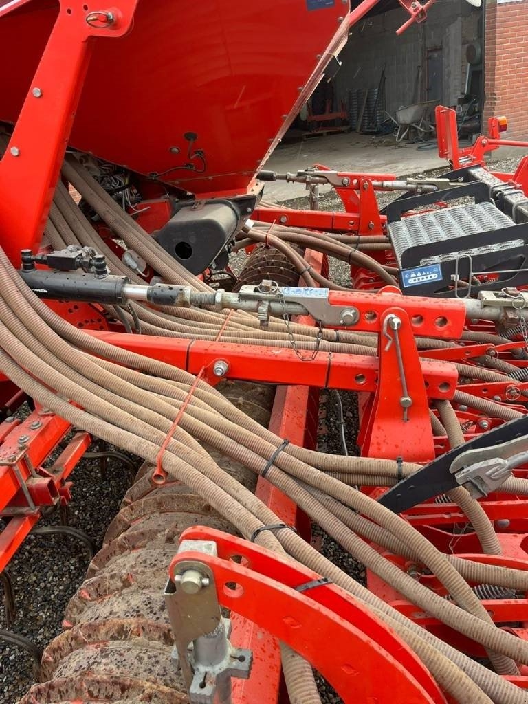 Drillmaschinenkombination van het type Kuhn Combi Liner Venta LC, Gebrauchtmaschine in Vinderup (Foto 4)