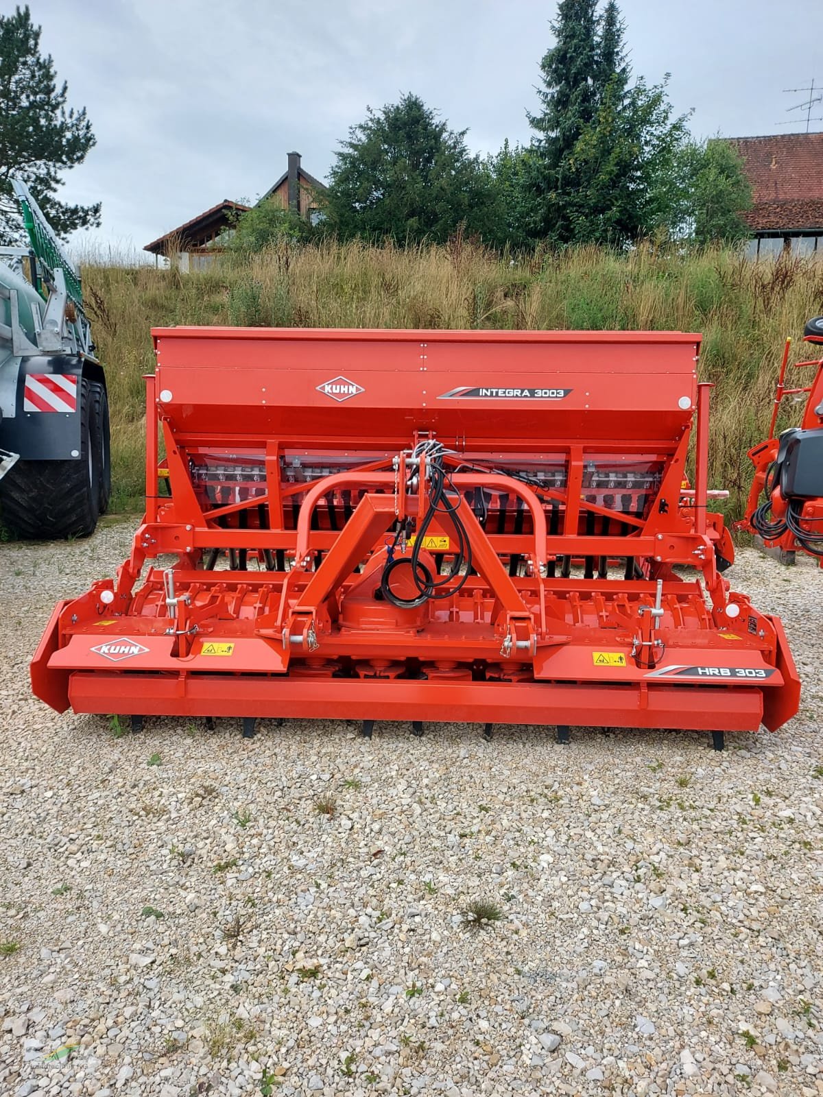 Drillmaschinenkombination of the type Kuhn Combiliner Integra, Neumaschine in Pegnitz-Bronn (Picture 1)