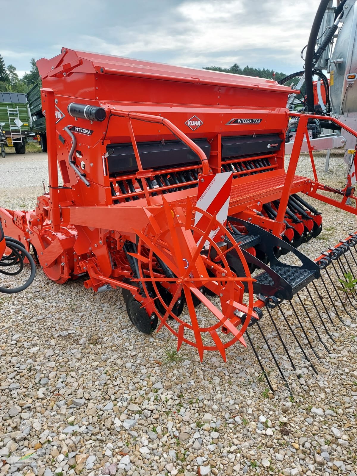 Drillmaschinenkombination tip Kuhn Combiliner Integra, Neumaschine in Pegnitz-Bronn (Poză 4)