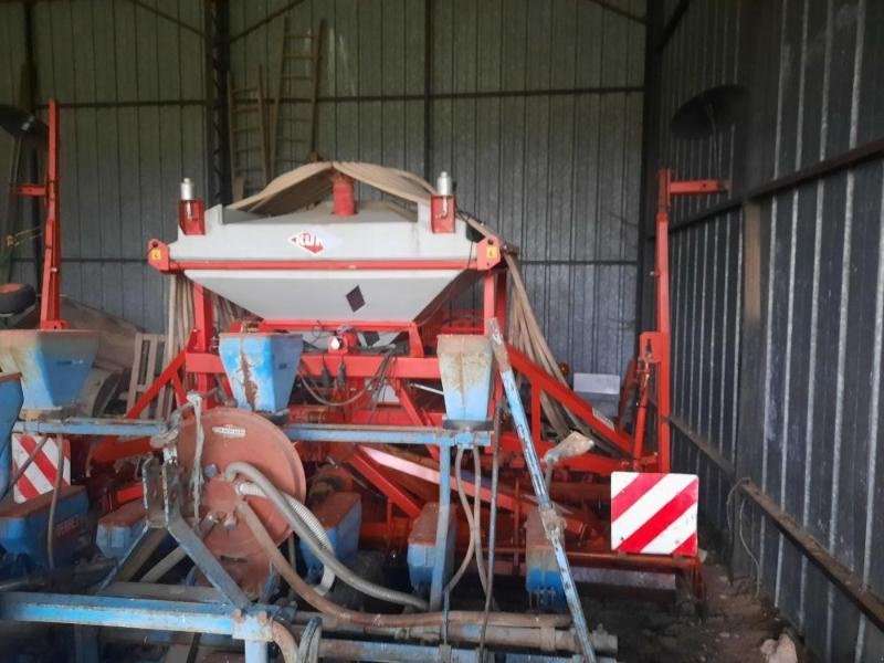 Drillmaschinenkombination of the type Kuhn COMBINE SEMIS, Gebrauchtmaschine in CHAUMONT (Picture 3)