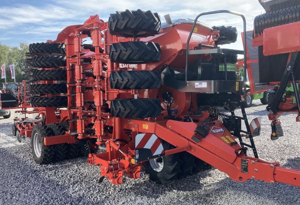 Drillmaschinenkombination van het type Kuhn Espro 6000 R, Neumaschine in Gingst / Rügen (Foto 1)