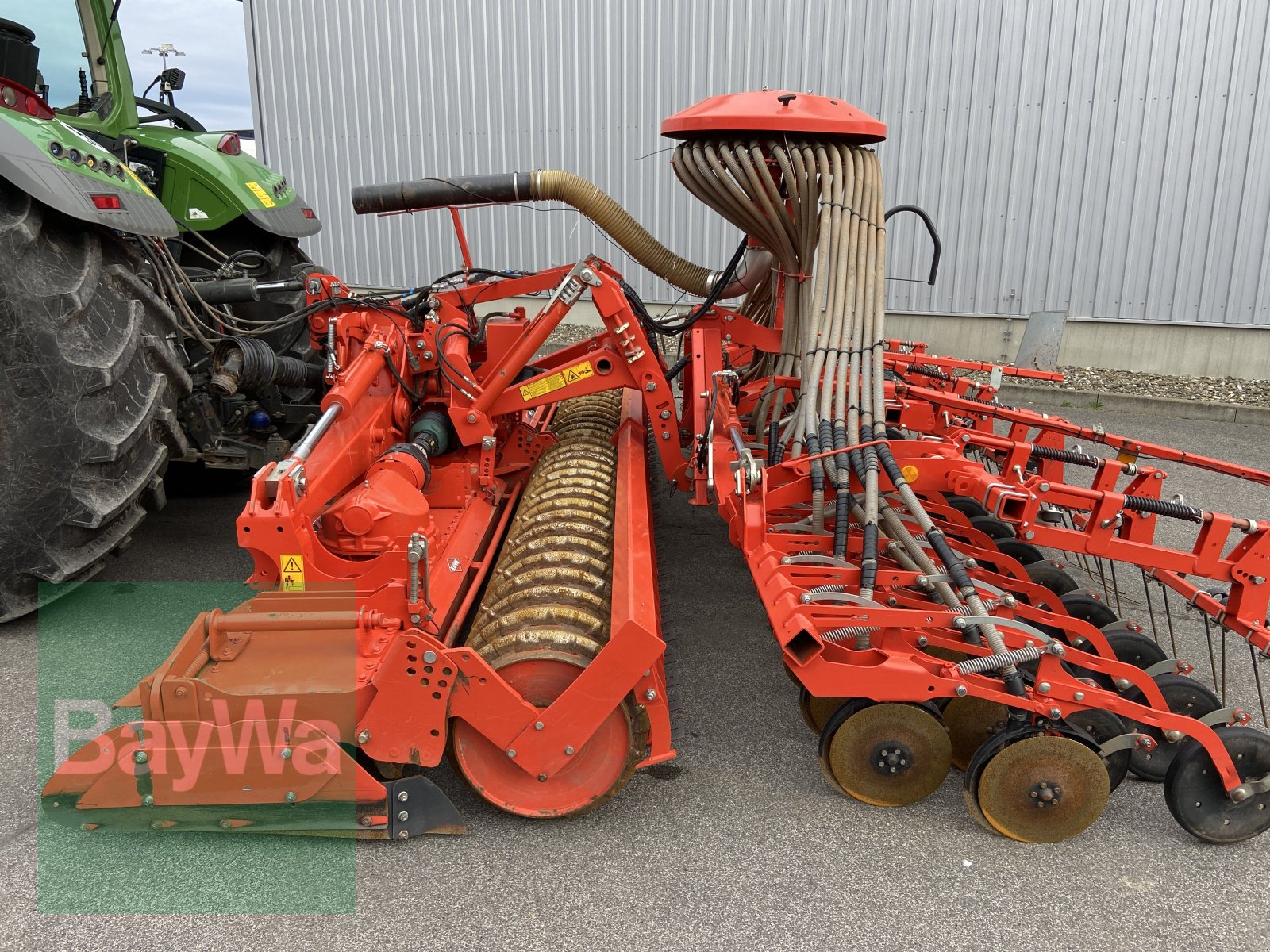 Drillmaschinenkombination van het type Kuhn HR 5004 DR + BTF 5000 R + TF 1512, Gebrauchtmaschine in Bamberg (Foto 2)